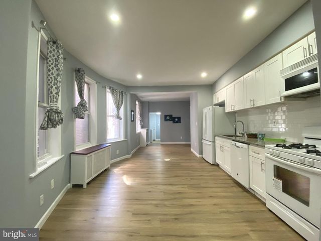 5812 CEDARHURST ST, Philadelphia, PA 19143