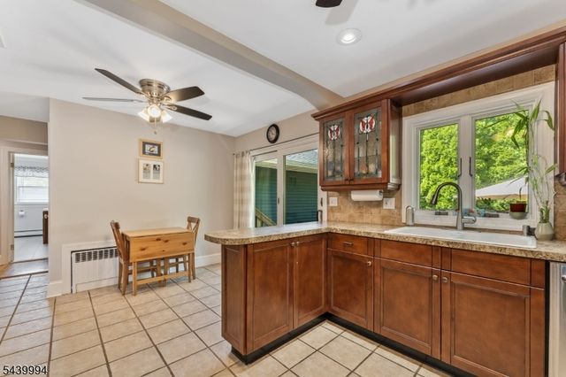 123 N Prospect St, Washington Boro, NJ 07882