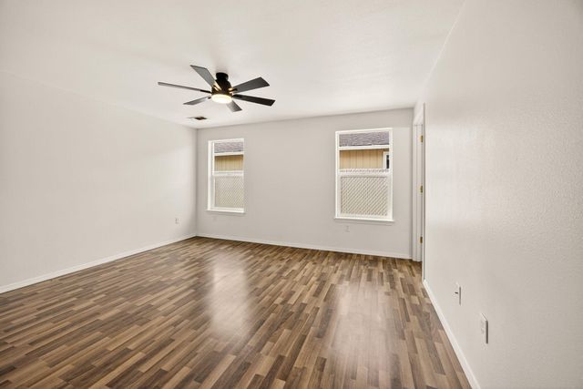 460 Montclair Way, Eagle Point, OR 97524