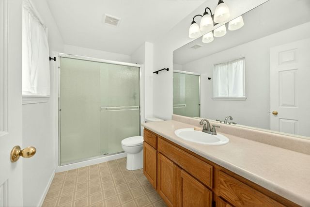 460 Montclair Way, Eagle Point, OR 97524