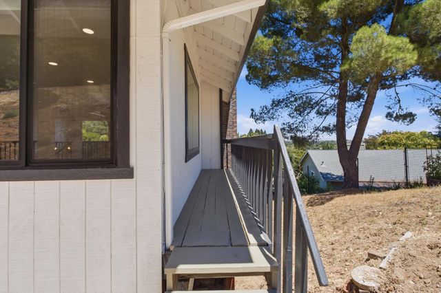 1510 Welburn Avenue, Gilroy, CA 95020