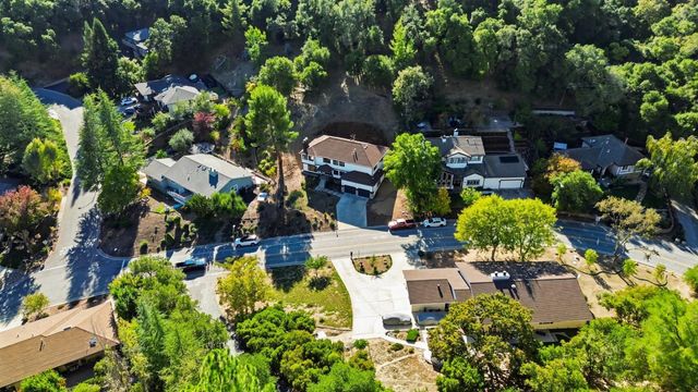 1510 Welburn Avenue, Gilroy, CA 95020