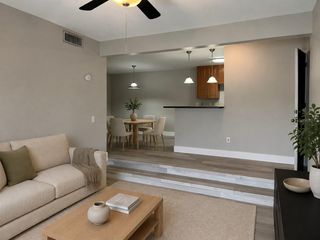 155 N PEARL LAKE CAUSEWAY 104, Altamonte Springs, FL 32714