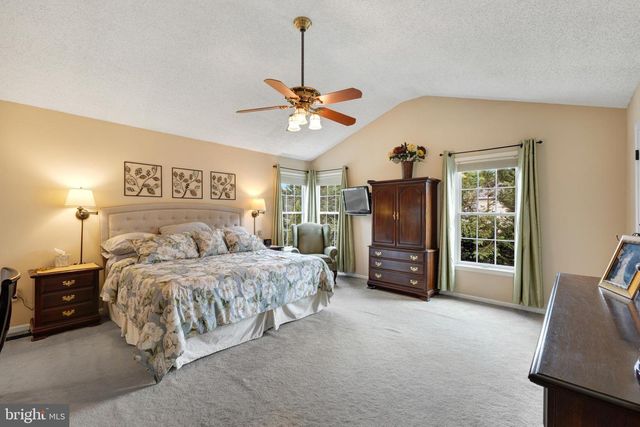 11 GUNNING LN, Langhorne, PA 19047