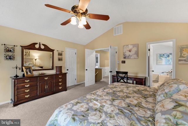 11 GUNNING LN, Langhorne, PA 19047