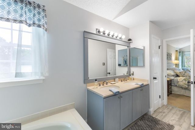 11 GUNNING LN, Langhorne, PA 19047