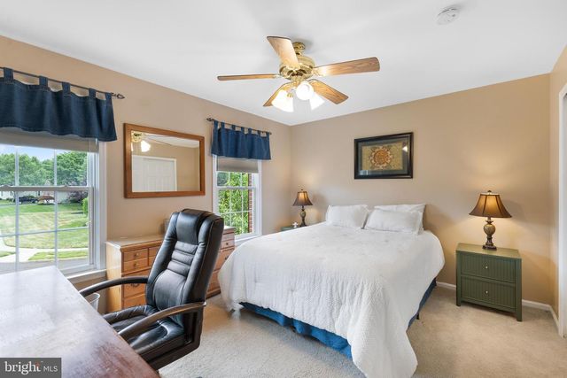 11 GUNNING LN, Langhorne, PA 19047