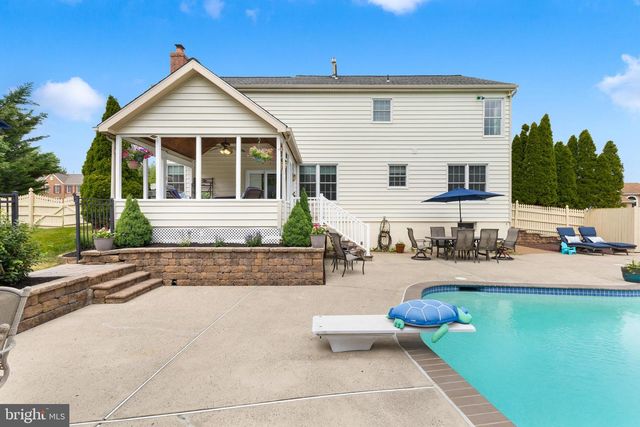 11 GUNNING LN, Langhorne, PA 19047