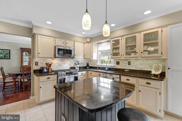 11 GUNNING LN, Langhorne, PA 19047