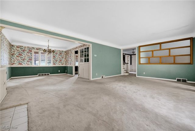 25321 Chatworth Drive, Euclid, OH 44117