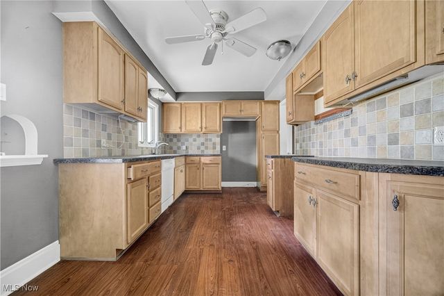 25321 Chatworth Drive, Euclid, OH 44117