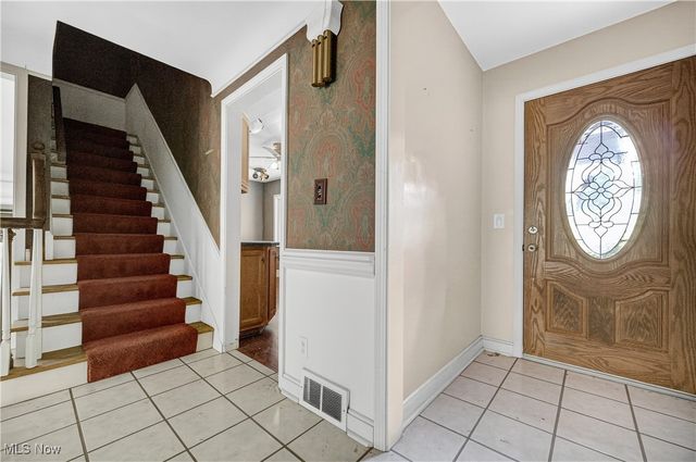 25321 Chatworth Drive, Euclid, OH 44117