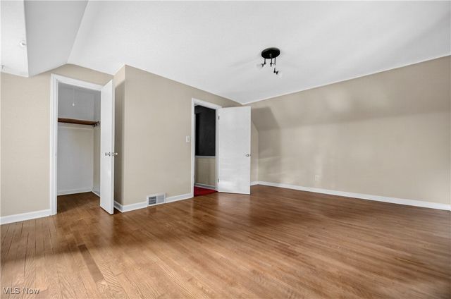 25321 Chatworth Drive, Euclid, OH 44117