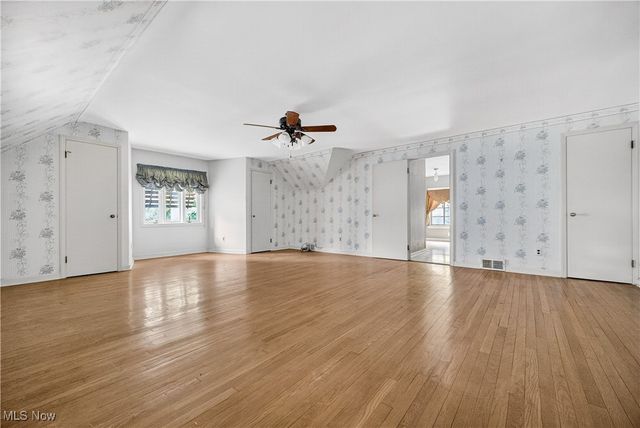 25321 Chatworth Drive, Euclid, OH 44117