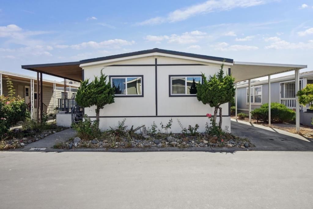423 Chateau La Salle Drive, San Jose, CA 95111