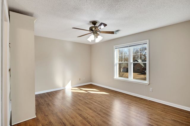 4279 HIGH PLAINS RD, Bartlett, TN 38135