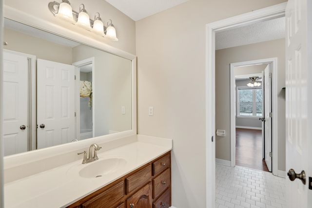 4279 HIGH PLAINS RD, Bartlett, TN 38135