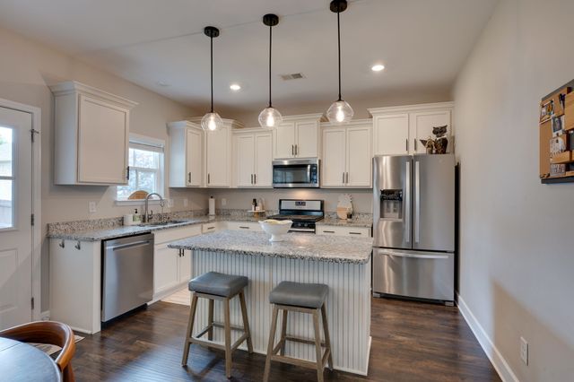 1860 Grace Point Ln, Nolensville, TN 37135