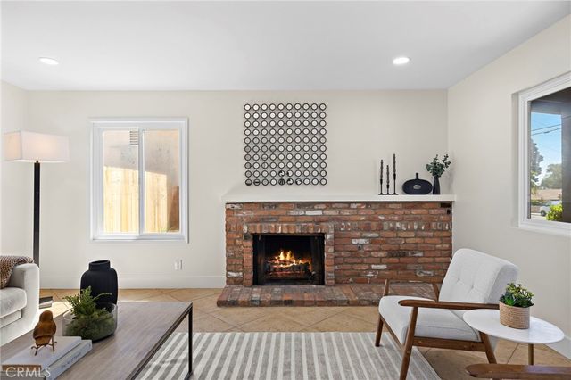 3960 Park Dr, Carlsbad, CA 92008