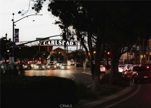 3960 Park Dr, Carlsbad, CA 92008