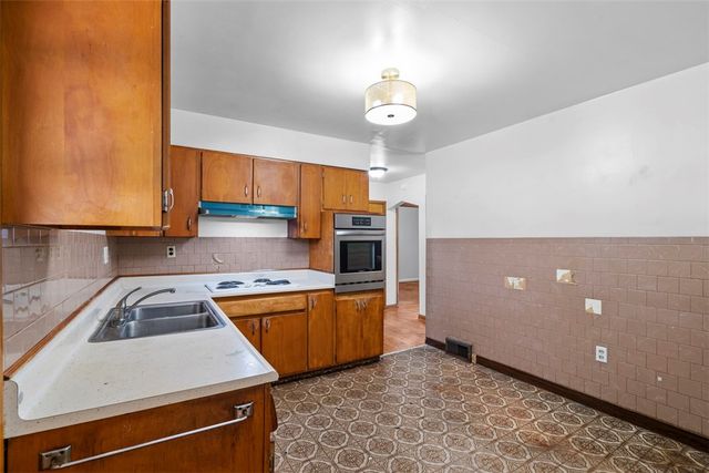 111 Hickory Drive, Chippewa Twp, PA 15010