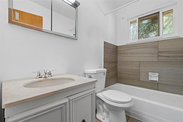 111 Hickory Drive, Chippewa Twp, PA 15010