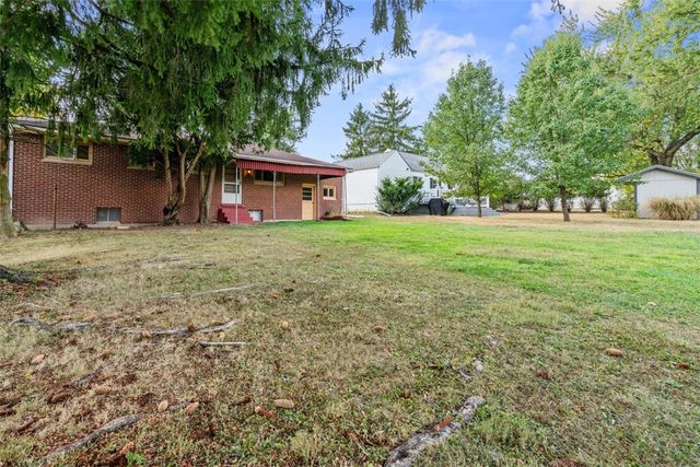 111 Hickory Drive, Chippewa Twp, PA 15010