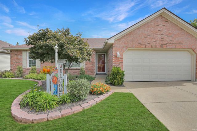 1726 Seasons Ridge Boulevard, Evansville, IN 47715