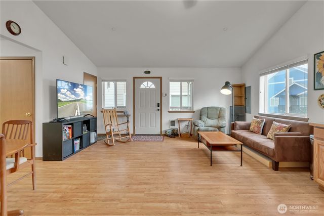 4516 Mattson Lane SE, Lacey, WA 98503