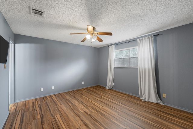 178 Norwood Drive, Woodway, TX 76712