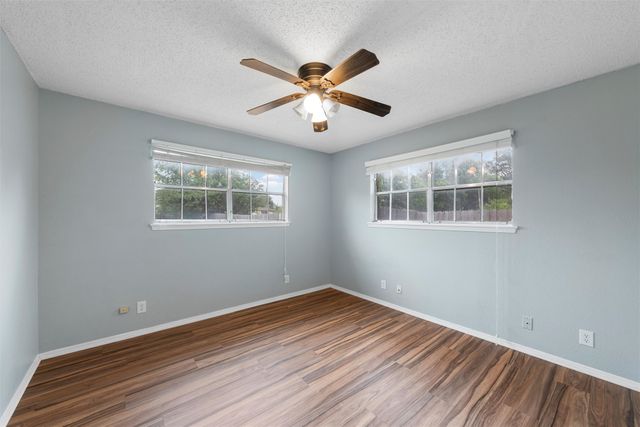 178 Norwood Drive, Woodway, TX 76712
