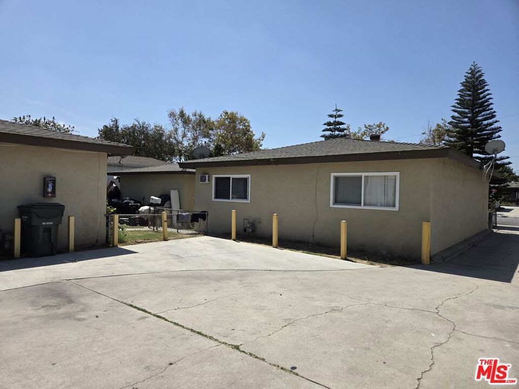6337 Gallant Street, Bell Gardens, CA 90201 — photo 4