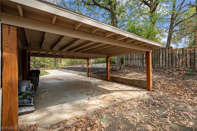 1447 N 52nd Street, Fort Smith, AR 72904