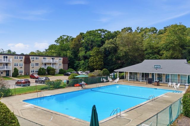 180 Main St 4110, Bridgewater, MA 02324
