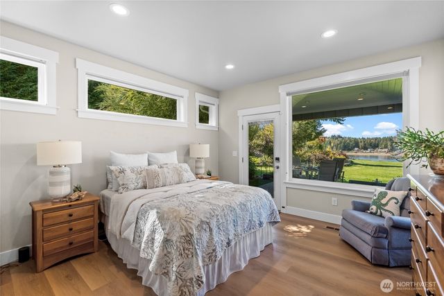 460 E Stretch Island Road S, Grapeview, WA 98546