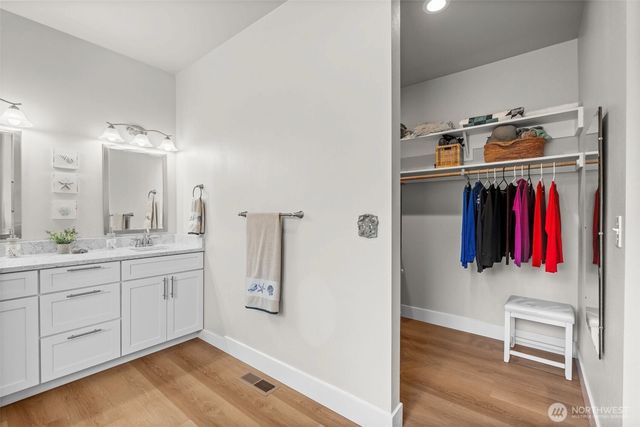 460 E Stretch Island Road S, Grapeview, WA 98546