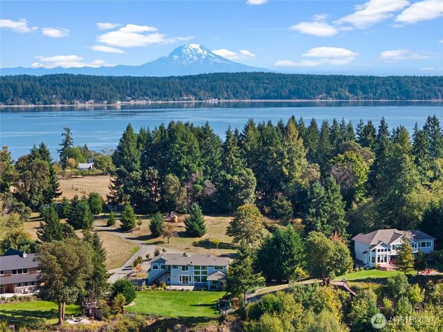 460 E Stretch Island Road S, Grapeview, WA 98546