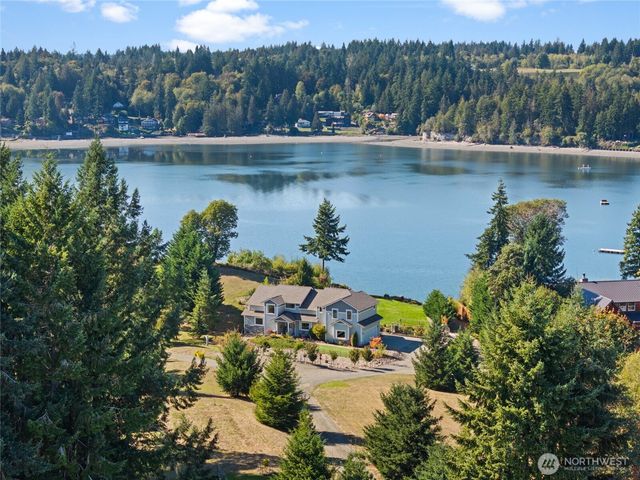 460 E Stretch Island Road S, Grapeview, WA 98546