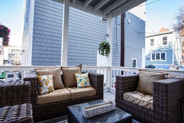 182 W 8th 1, Boston, MA 02127