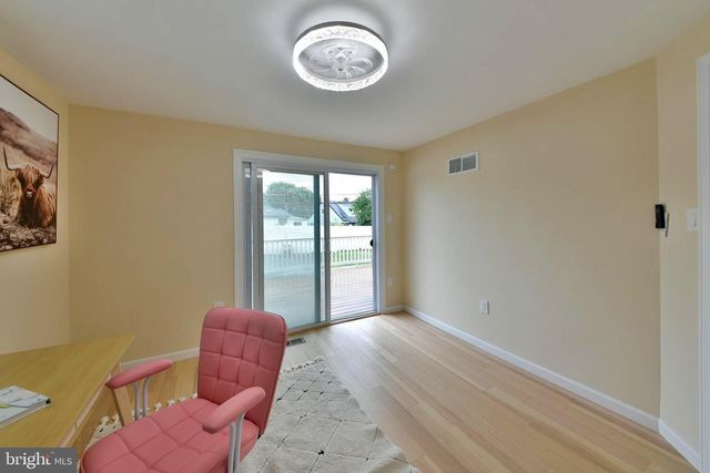 120 ORCHARD DR, Fallsington, PA 19054