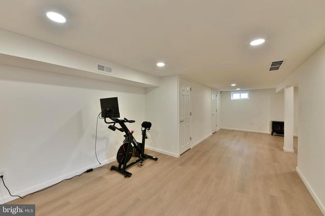 120 ORCHARD DR, Fallsington, PA 19054