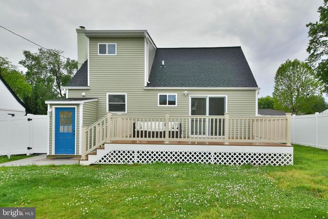 120 ORCHARD DR, Fallsington, PA 19054