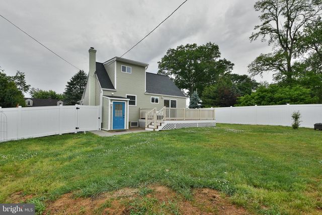 120 ORCHARD DR, Fallsington, PA 19054