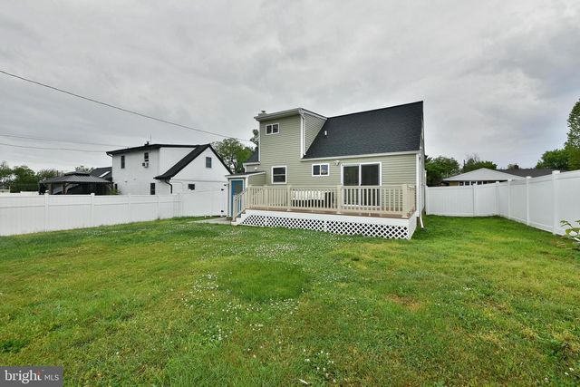 120 ORCHARD DR, Fallsington, PA 19054