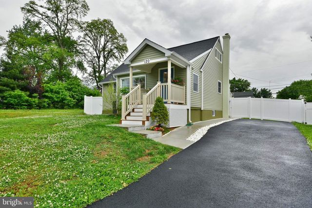 120 ORCHARD DR, Fallsington, PA 19054