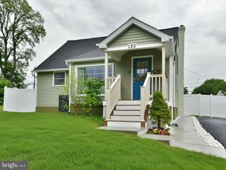 120 ORCHARD DR, Fallsington, PA 19054