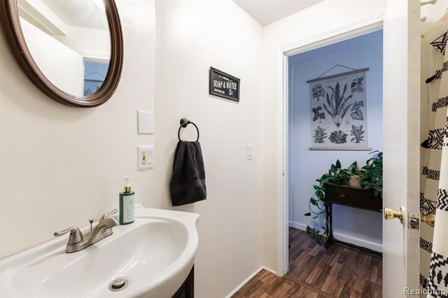 3048 Webberville Road, Webberville, MI 48892