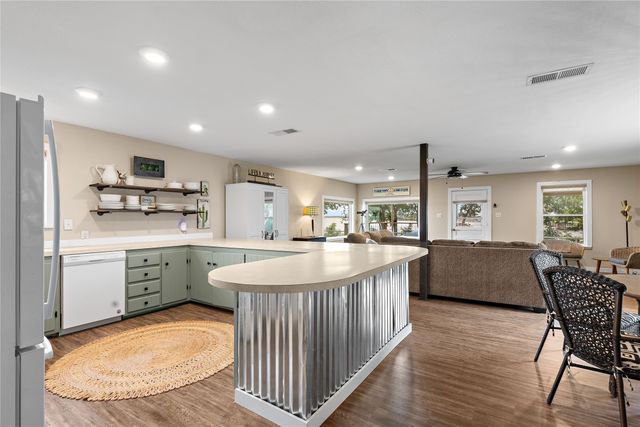 326 Moonshine Circle, Seymour, TX 76380