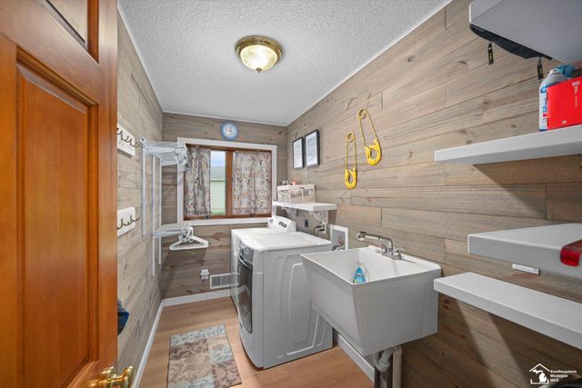 8085 Wadding Drive, Cambridge Twp, MI 49265