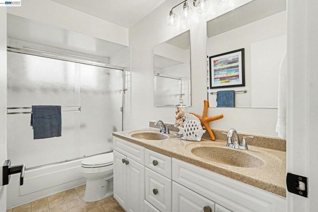 1283 Laguna St, Livermore, CA 94550